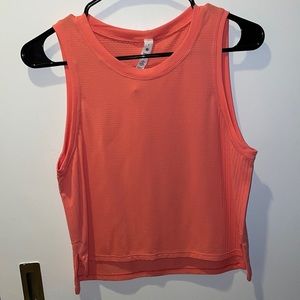 Lululemon Train to be tank, size 6